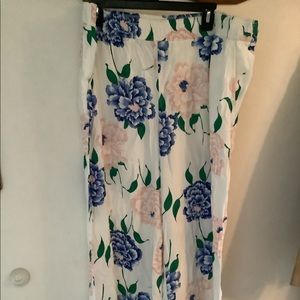 Beautiful NWT ANN Taylor Palazzo pants